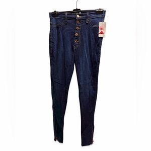 Stylish Indigo Button-Up Jeggings